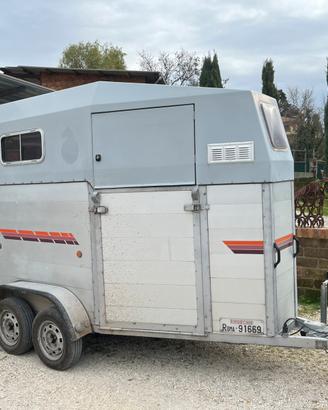 Trailer per cavalli Bicchi