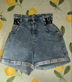 Pantaloncini di jeans vita alta
