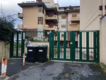 012 Catania appartamento vani 3,5 con garage