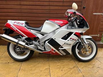 FZR 1000 1989 RESTAURO