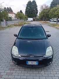 Ford Fiesta 1.2 16 v 5 porte GHIA