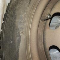 GRATIS gomme neve cerchi in ferro POLO VOLKSWAGEN 