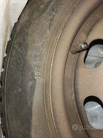 GRATIS gomme neve cerchi in ferro POLO VOLKSWAGEN 