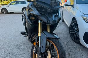 Voge 525DSX
