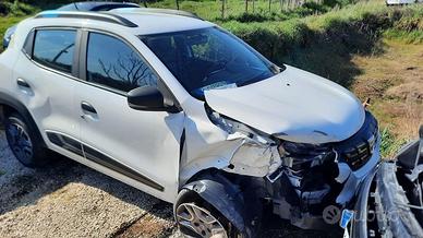 DACIA SPRING ELECTRIC 2021 30.000 INCIDENTATA