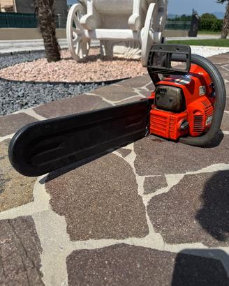 Motosega oleo-mac