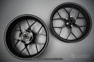 Coppia di cerchi per HONDA CBR 1000 RR 2012 2016