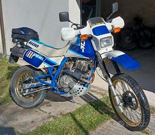 Suzuki DR 600 1988, motore e cambio rifatti