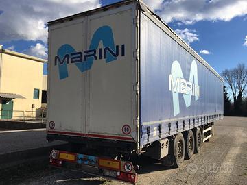 Semirimorchio centinato