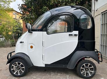 Scooter elettrico cabinato anzini/disabili Cabin4s