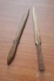 Due Tagliacarte in Legno Artigianali Fatti a Mano