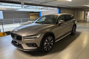 Volvo v60 cc (2018-->) - 2020
