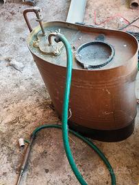 Pompa diserbo vintage in rame 