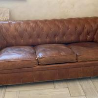Divano Chesterfield 