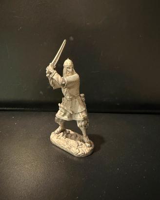 SOLDATINO TIHONFIGUREN, GUERRIERO VICHINGO. 54MM