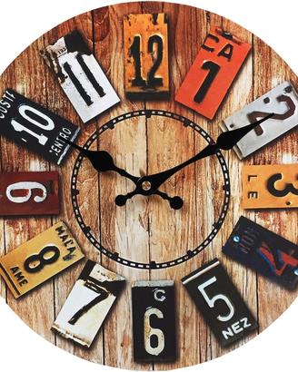 Orologio da parete rotondo effetto legno rustico.