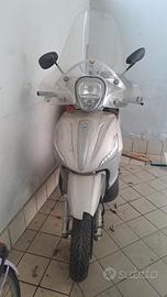 Piaggio Beverly 300