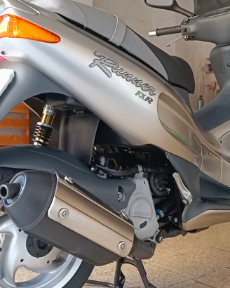Giera Runner 180 FXR