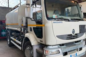 Autocarro cisterna per carburanti 2 scomparti