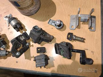 serratura bloccasterzo vespa pk xl hp 50 125