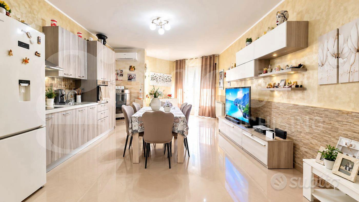 Appartamento – Palermo, Villaggio Santa Rosalia, IV Circoscrizione - Altro