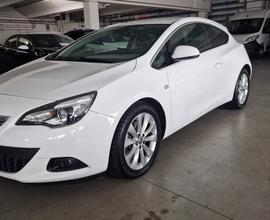 Opel Astra GTC 1.7 CDTI 130 cupe Cosmo pochi km 11