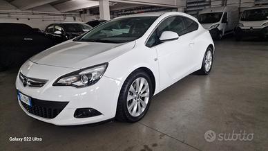 Opel Astra GTC 1.7 CDTI 130 cupe Cosmo pochi km 11