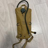 Camelback colore Dark Earth marca KMS