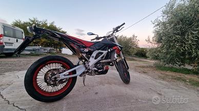 Aprilia SXV 5.5 - 2006