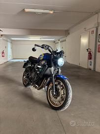 Xsr 700