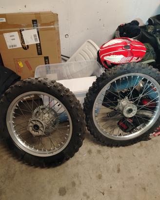 coppia cerchi a raggi per moto enduro Suzuki, KTM