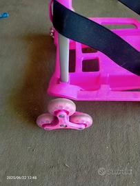 porta cartella a rotelle