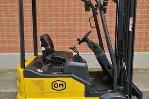 Carrello elevatore elettrico OM XE20/AC Revisionat