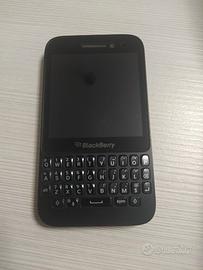 BlackBerry q5