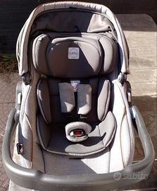 Ovetto Peg Perego Primo Viaggio SL con base