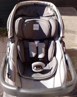 Ovetto Peg Perego Primo Viaggio SL con isofix