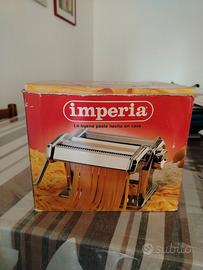 macchina per tirare la pasta 