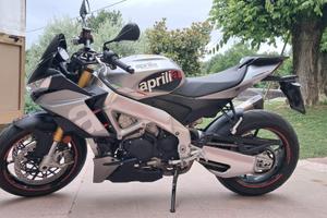 Aprilia Tuono V4 1100