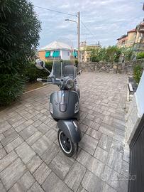 Vespa 300gts