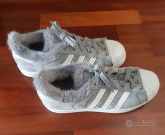 Scarpe adidas hotsell con tacco