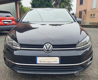 Volkswagen Golf 1.0tsi 110cv business neopatentati
