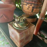 accendino vintage in marmo anni 60'