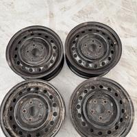 4 Cerchi in ferro da 15 Pollici Suzuk SX4 e Fiat S
