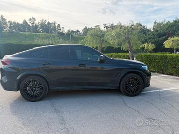 BMW X6 M Competition 625 CV – 2022 – 30000  km