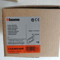 placche Ticino LNA4804AR