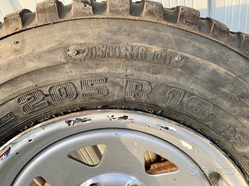 Cerchioni e gomme 205/80 r16