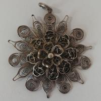 Ciondolone in filigrana d'argento