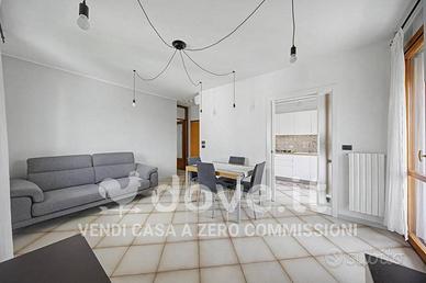 Appartamento di 89 m² con 3 locali e box auto a Mo