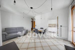 Appartamento di 89 m² con 3 locali e box auto a Mo