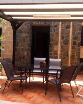 Villa con giardino in residence sul mare